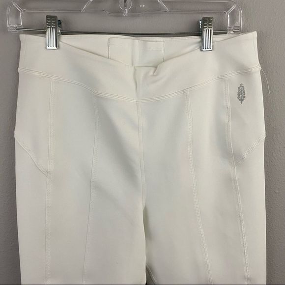 Free People • Hanalei Leggings - Picture 5 of 9